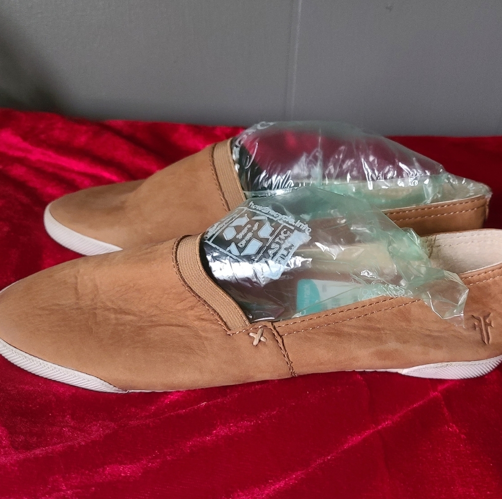 Frey Melanie Slip On Leather Shoes